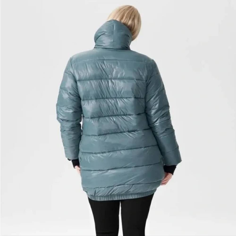 Universal Standard Kanda Puffer - Blue - Picture 2 of 5